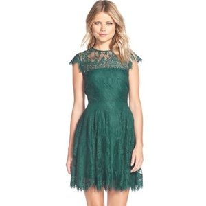 bb dakota lace dress